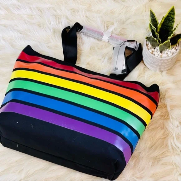 Karl Lagerfeld Xtra Large Black Rainbow Graphic Logo Tote  | NWT - Picture 4 of 7